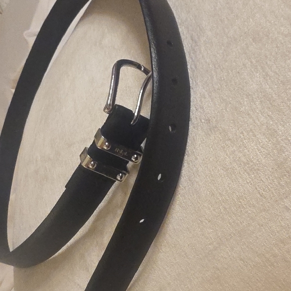 Lauren Ralph Lauren Full Grain Leather Black Belt with Silver Hook Buckle M - Picture 5 of 13